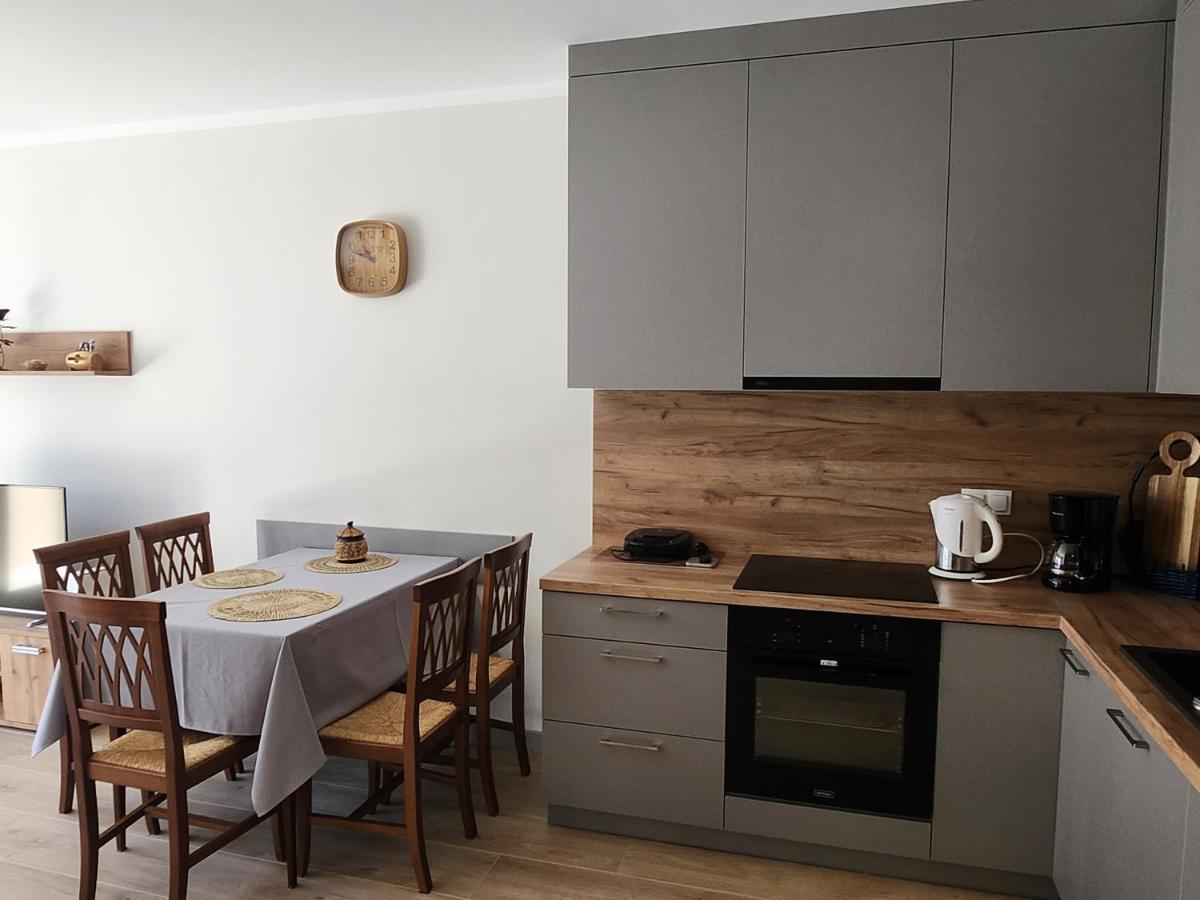Dwa Jelonki, Ul Sciegiennego, Centrum, Garaz, Ogrodek Kielce Ngoại thất bức ảnh