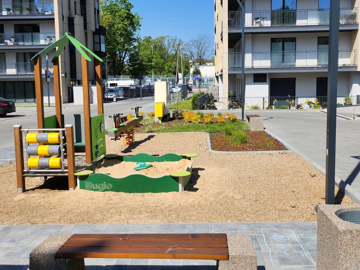 Dwa Jelonki, Ul Sciegiennego, Centrum, Garaz, Ogrodek Kielce Ngoại thất bức ảnh